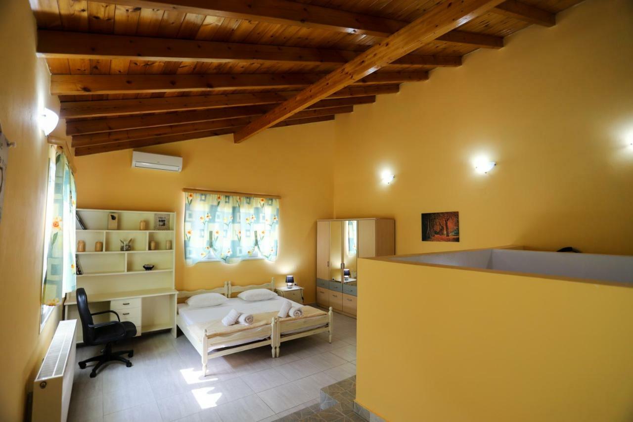 George'S Sweet N' Cozy Maisonette In Ipsos Corfu Exterior foto
