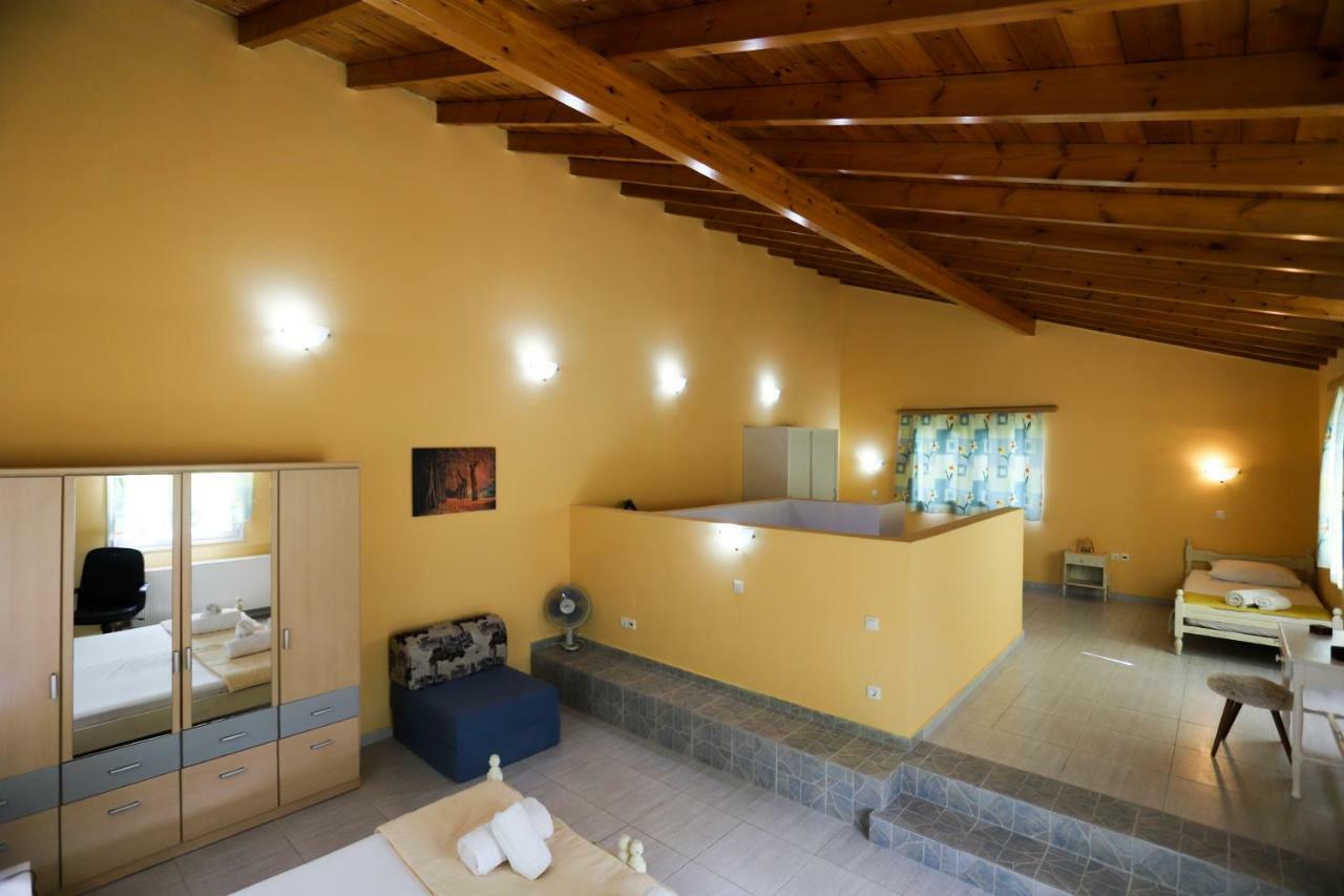 George'S Sweet N' Cozy Maisonette In Ipsos Corfu Exterior foto