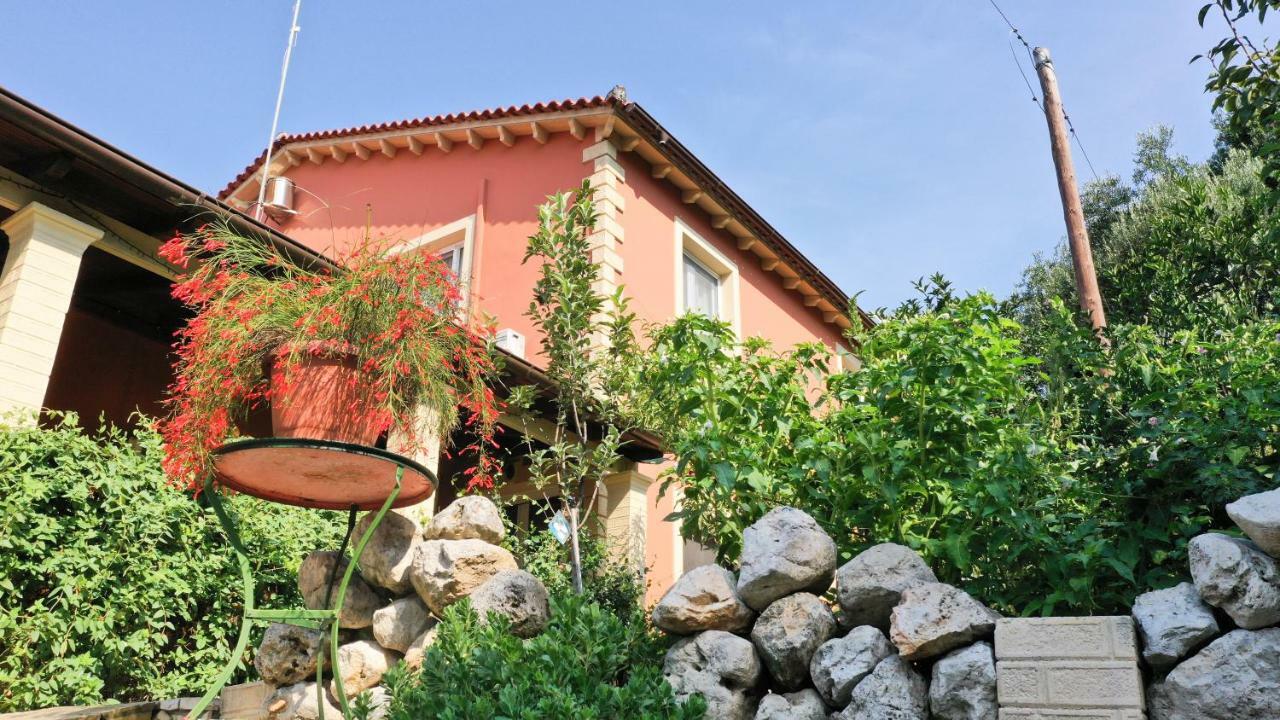 George'S Sweet N' Cozy Maisonette In Ipsos Corfu Exterior foto